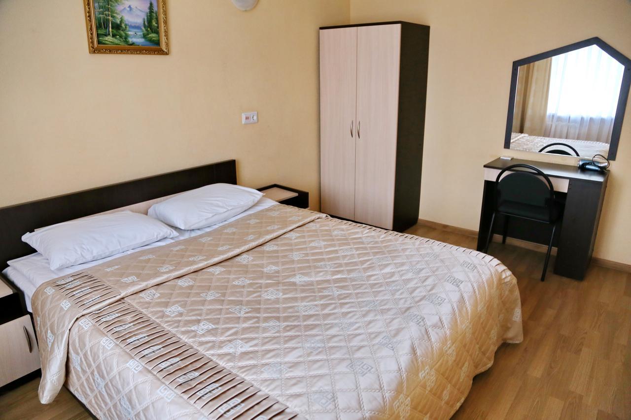 Turist Hotel Hrodna Eksteriør billede